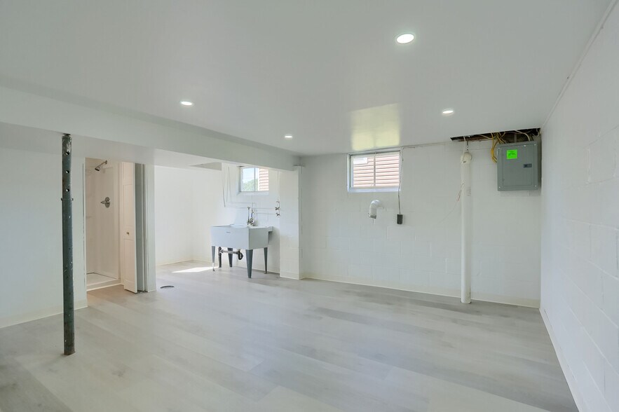 Building Photo - 1311 Midland Beaver Rd