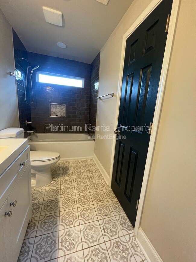 Building Photo - 189 W Jefferson St