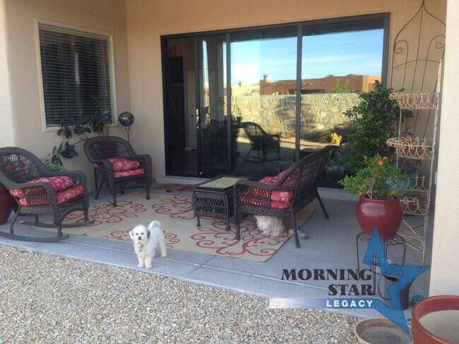 Building Photo - Gorgeous 4 bedroom home in Del Prado