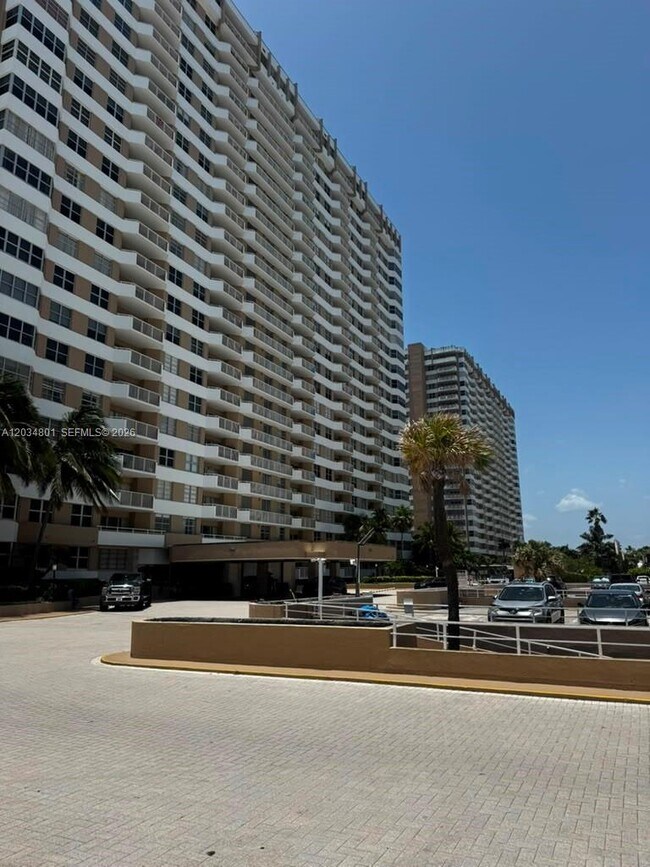 Building Photo - 1980 S Ocean Dr