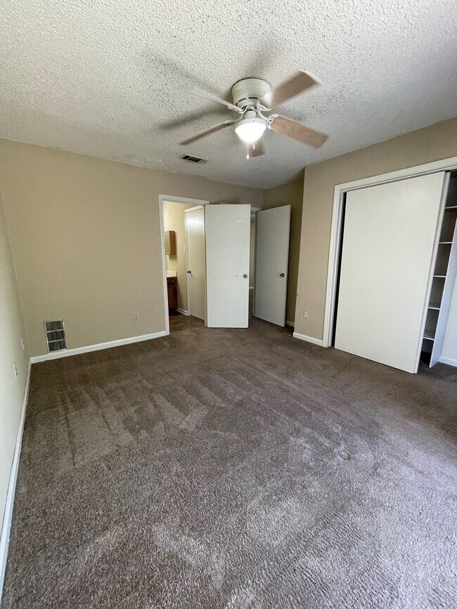 Building Photo - n44shen