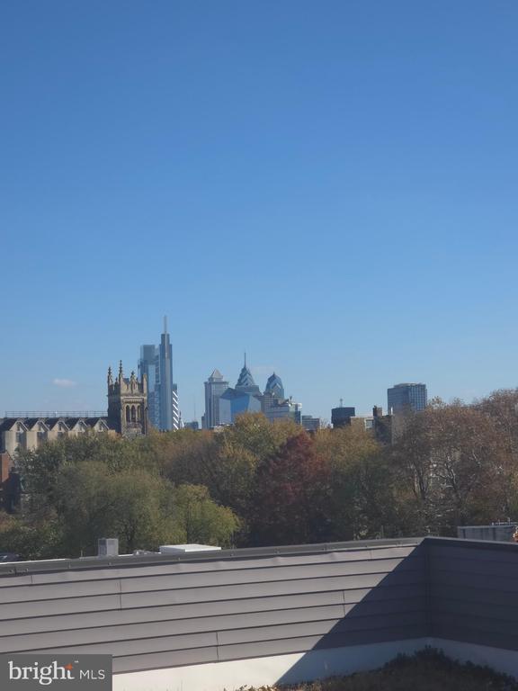 Building Photo - 3925 Haverford Ave