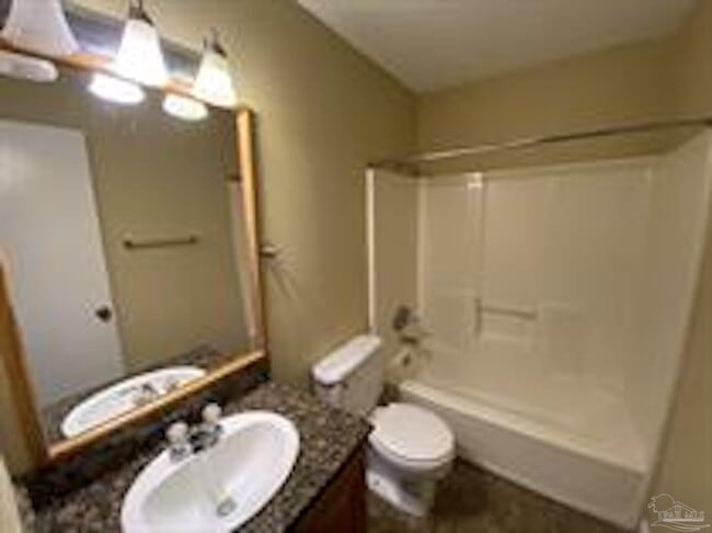 Building Photo - 8810 Fowler Ave