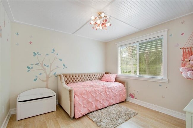 Building Photo - 6885 Barnwell Dr