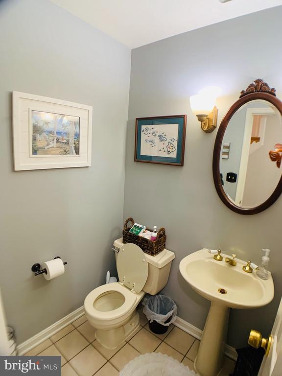 Building Photo - 8604 Oak Chase Cir