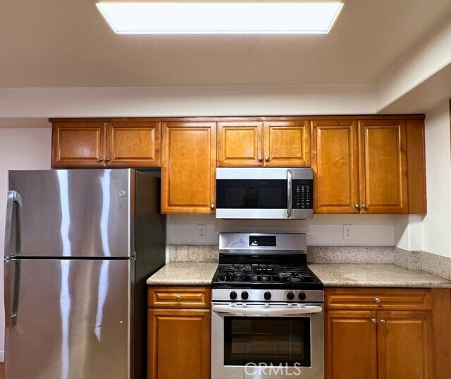 Building Photo - 12368 Osborne St