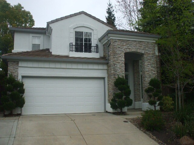 Primary Photo - Swan Lake - Gated in Granite Bay