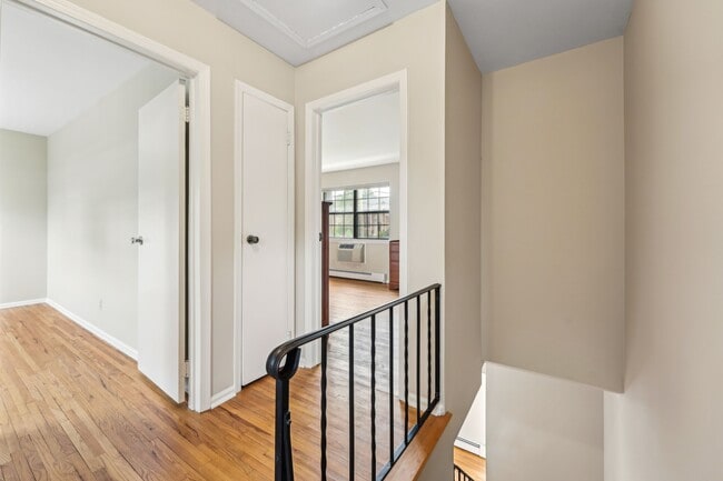 Building Photo - 768 Springfield Ave