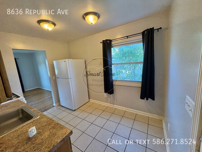Building Photo - 8636 Republic Ave