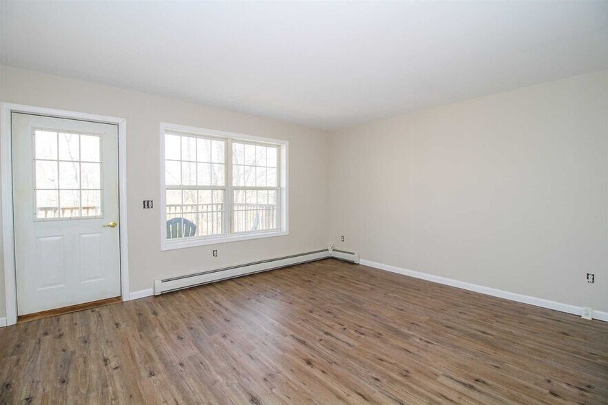 Building Photo - 4892 NY-22