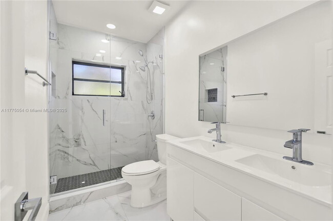Building Photo - 9790 SW 136th St