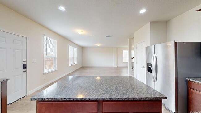 Building Photo - 344 Autumn Rouge