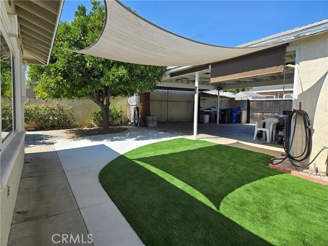 Building Photo - 11522 Laurel Canyon Blvd