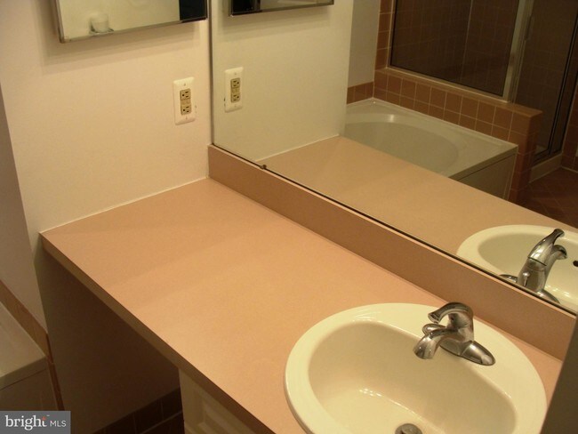 Building Photo - 5104 Arbor Hill Ct