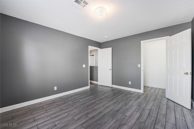 Building Photo - 683 Ambling Gait Ave