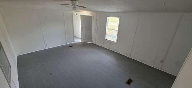 Building Photo - Cedar Street MHC