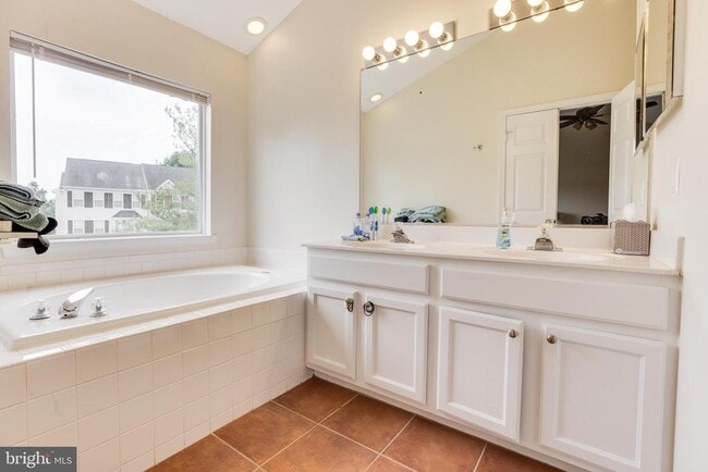 Building Photo - 4709 Great Heron Cir