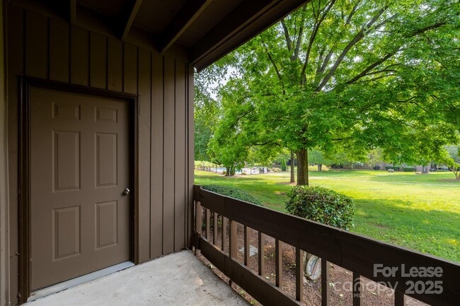 Building Photo - 712 Mallard Head Pl