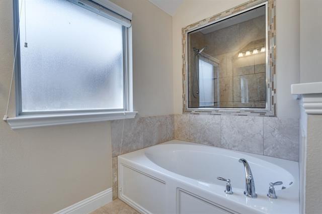 Building Photo - 9916 Echo Summit Dr