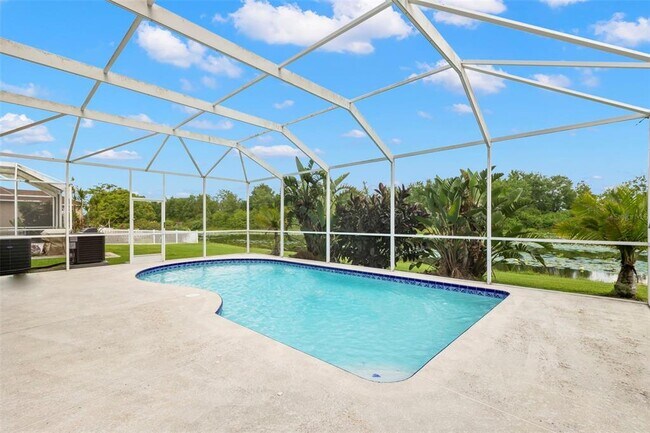 Building Photo - 11303 Village Brook Dr