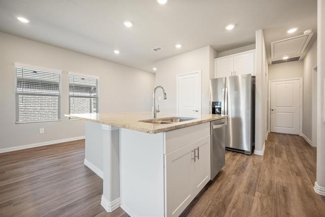 Building Photo - 107 Greenbriar Dr