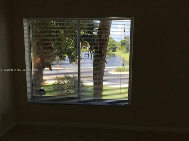Building Photo - 815 Boynton Beach Blvd