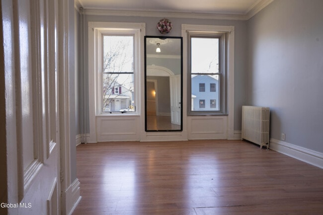 Building Photo - 546 5th Ave