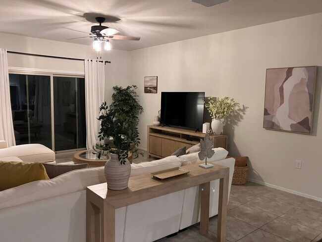 Building Photo - Available as fully furnished or unfurnished! Great Price!!