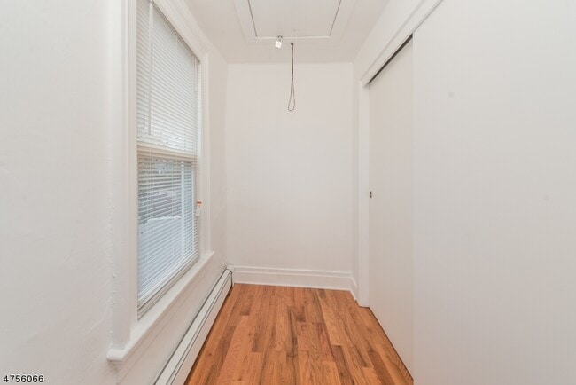 Building Photo - 55 Madison St