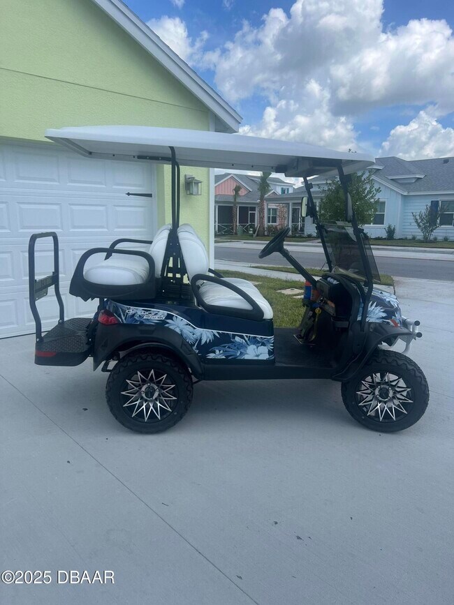 Building Photo - 275 Last Mango Dr