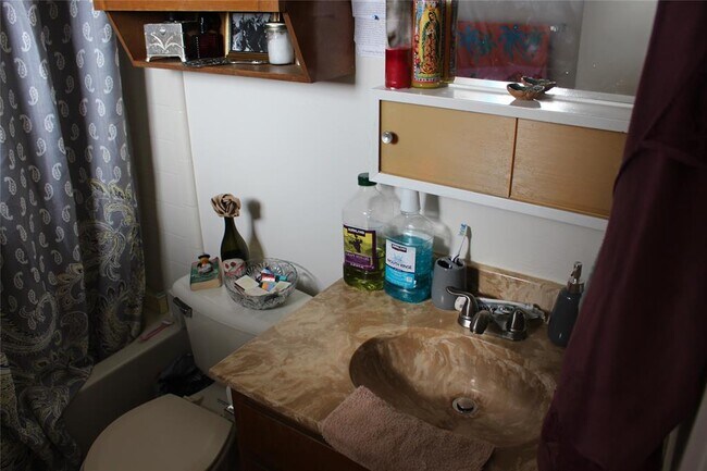 Building Photo - 3316 Guadalupe St