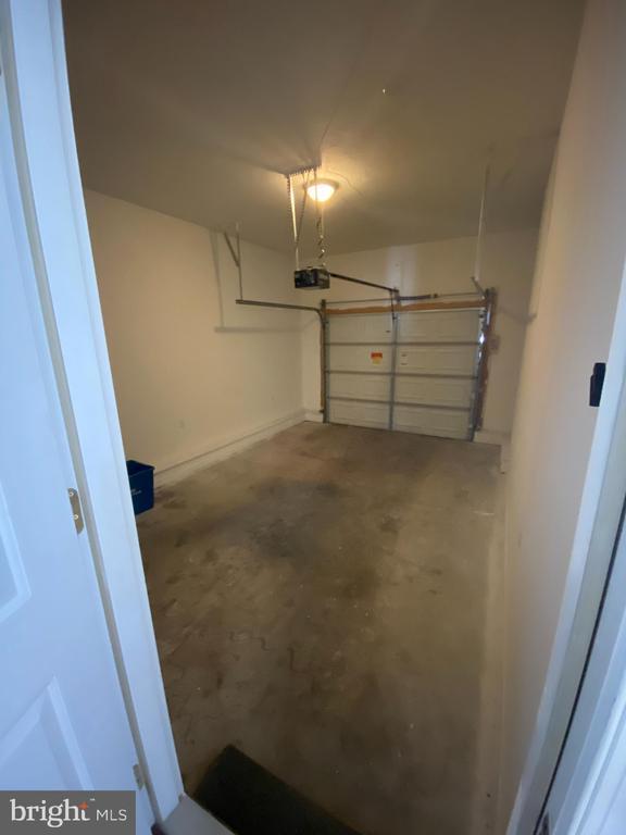 Building Photo - 21 Birch Dr