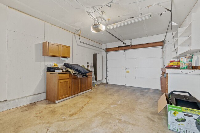 Building Photo - 4421 Smokey Lake Dr