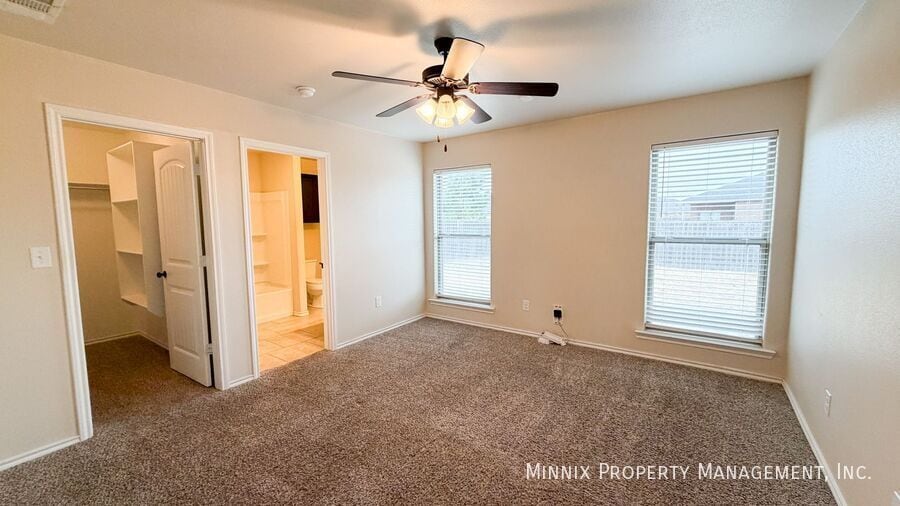 Building Photo - 7452 103rd St