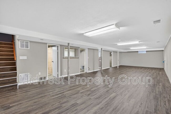 Building Photo - 2365 Dove Dr