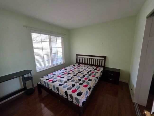 Building Photo - Rowland Heights Partially Furnished Home