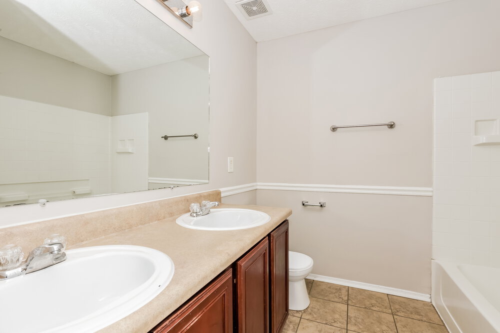 Building Photo - 102 Goodrich Ct