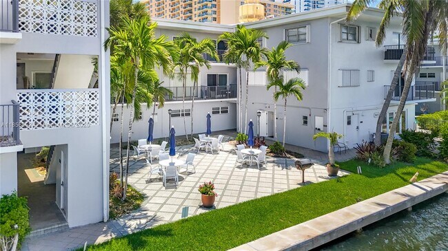 Building Photo - 2600 S Ocean Dr
