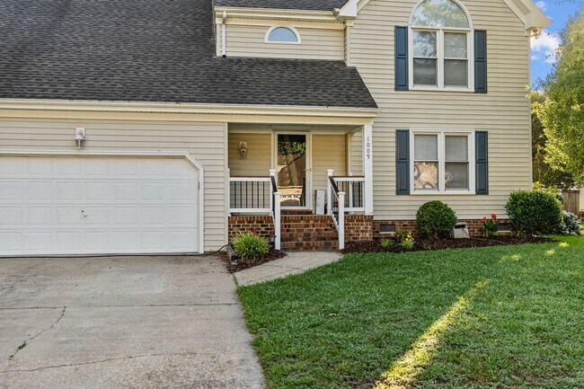 Building Photo - Charming 4-Bedroom Home for Rent in Chesapeake