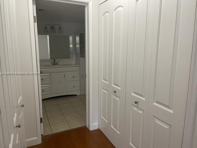 Building Photo - 4871 NW 97th Ct