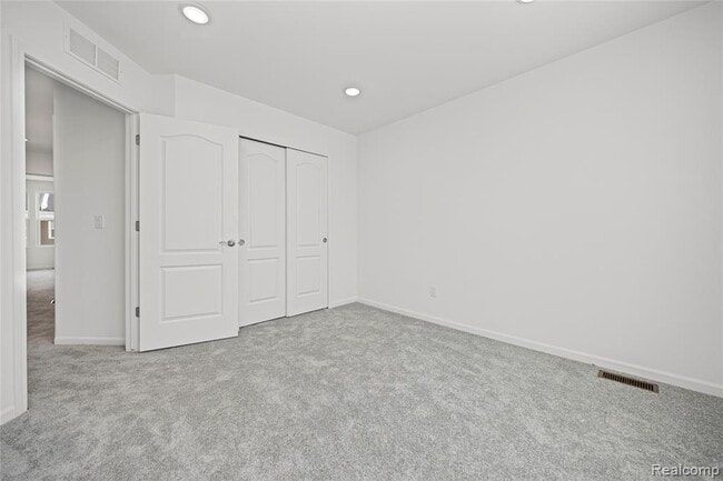 Building Photo - 43071 Atwood Ave