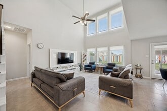 Building Photo - 21030 Albany Landing Ln