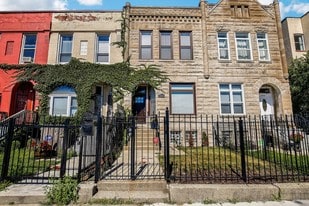 Building Photo - 3804 S Indiana Ave