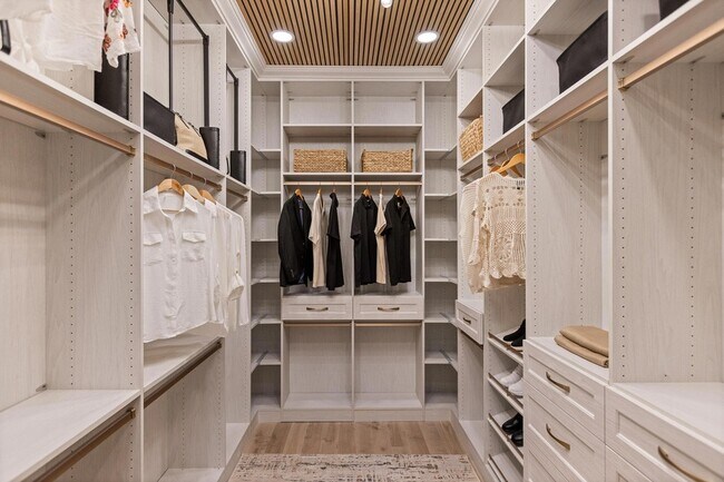 Building Photo - 1103 Centennial Dr