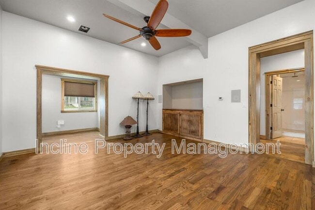 Building Photo - 602 E 200 S