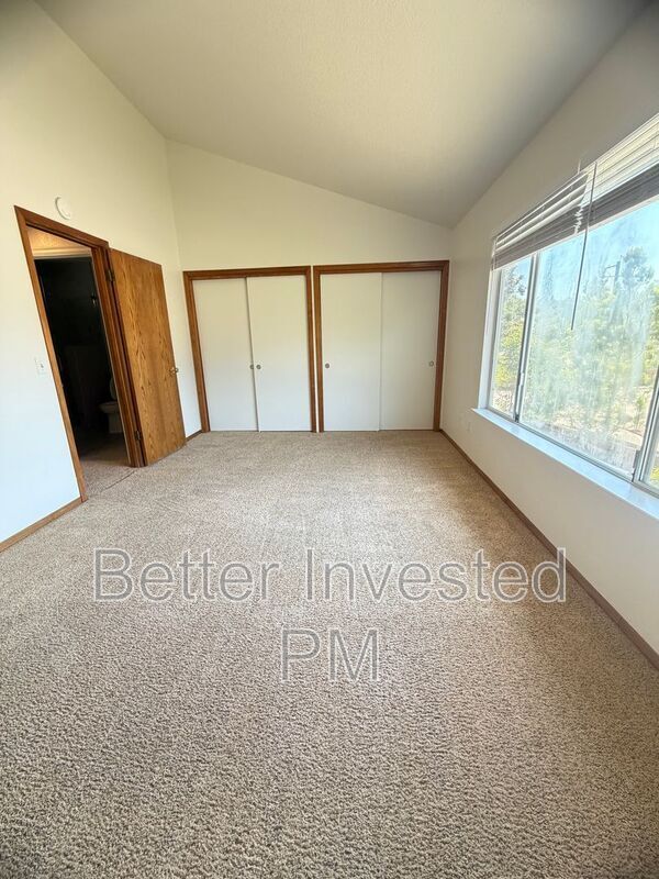 Building Photo - 7720 Bodega Ave
