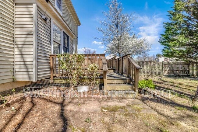 Building Photo - 5602 Grouper Ct