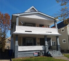 Building Photo - 1209 E 145th St