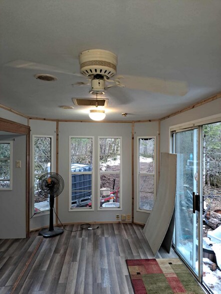 Building Photo - 111 W Grizdale Dr