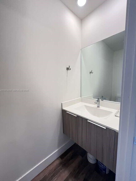 Building Photo - 10229 NW 64th Ter